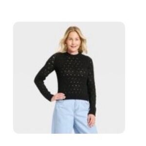 Universal Thread Women's Black Crew Neck Sweater
